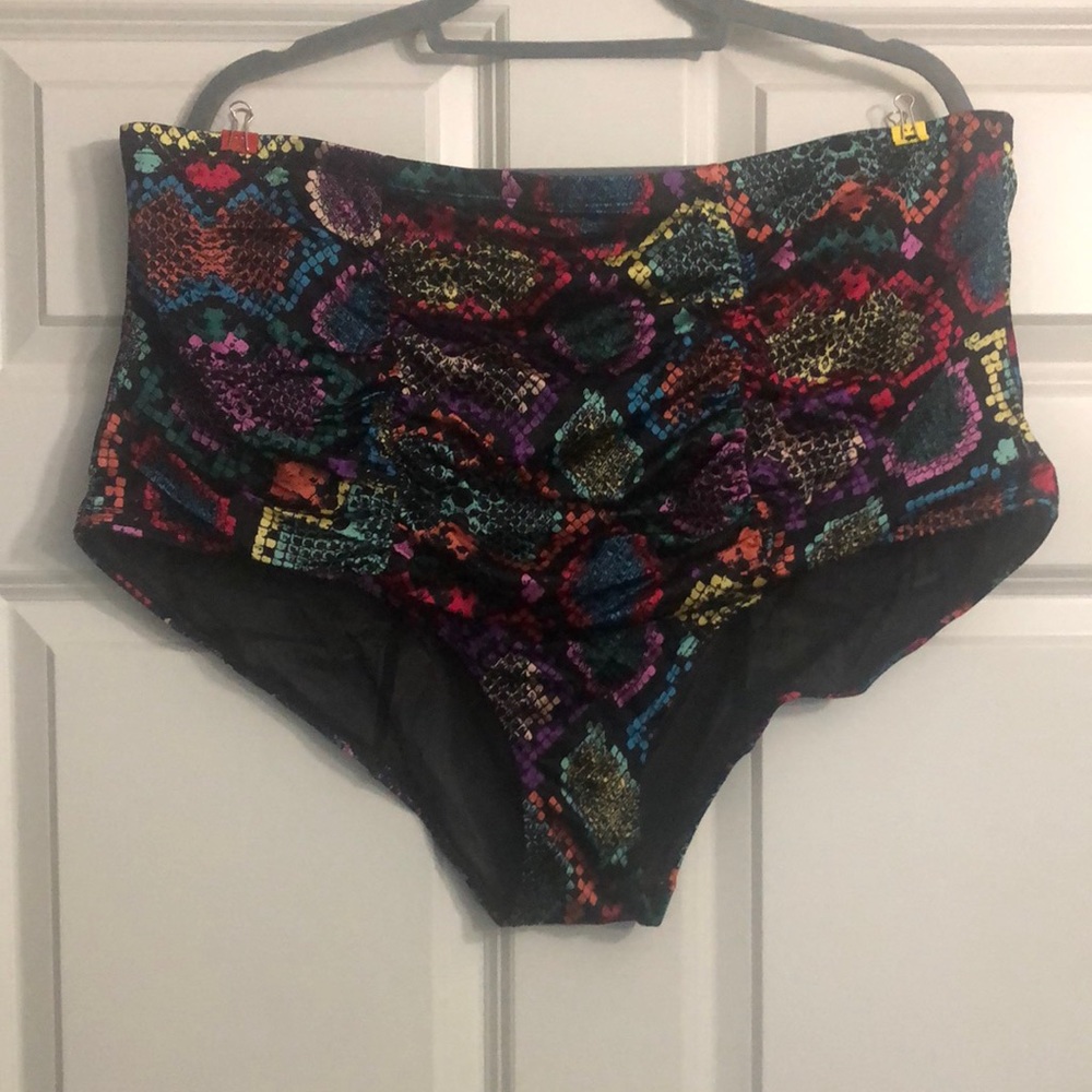 Torrid swim bottoms. Multicolored snake skin print.  Size 5